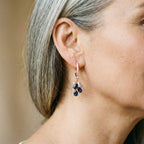 Elegante øreringe med blå krystaller