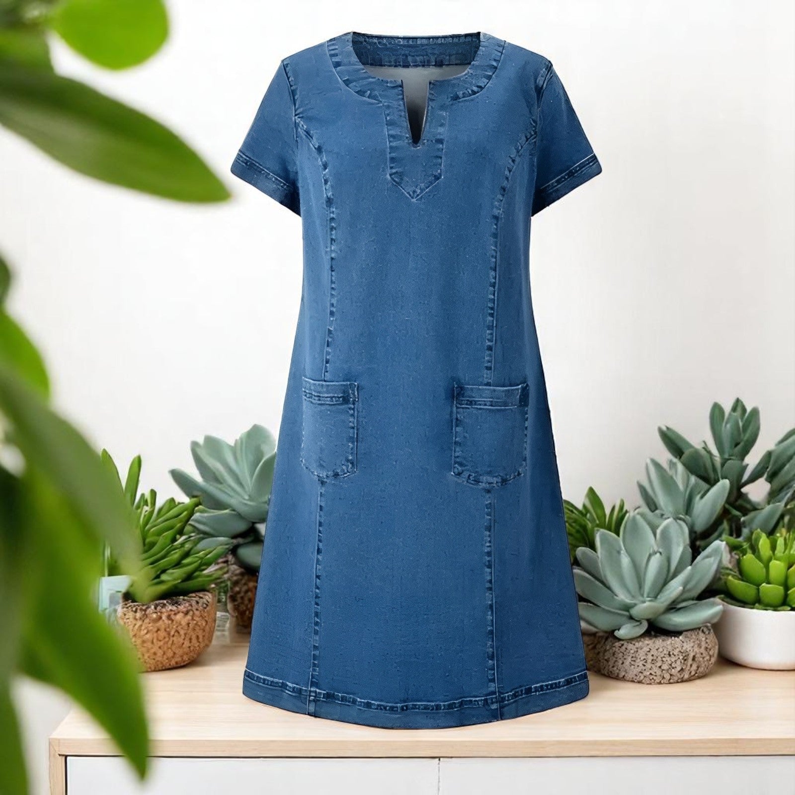Julia | Blød denimkjole med forlommer
