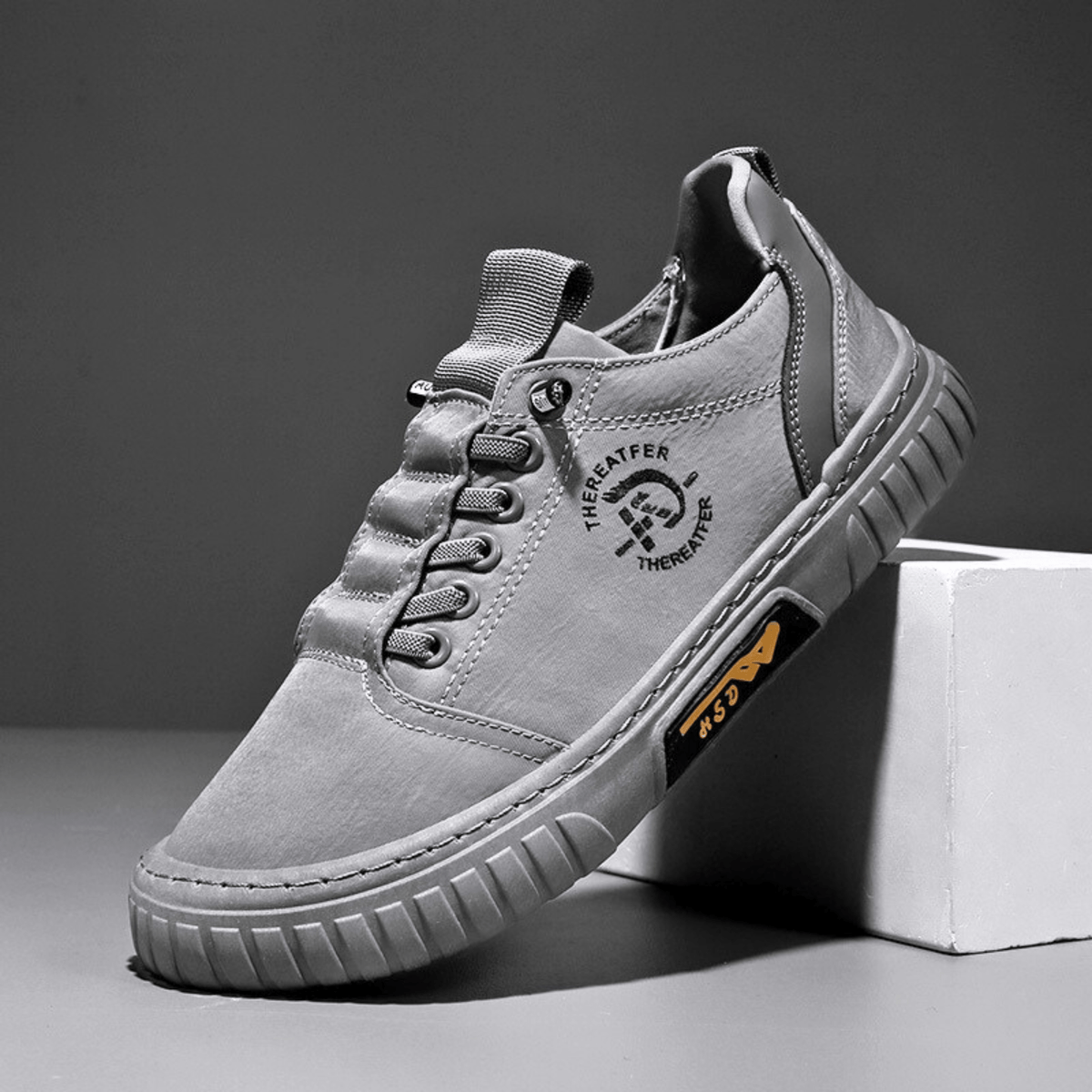 Kron | Sneakers i urban casual-stil